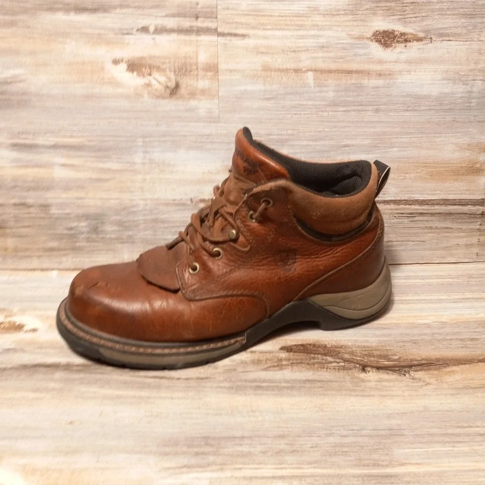 Ariat terrain h2o